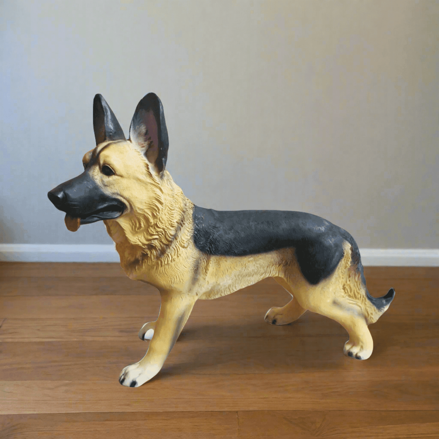 ALiLa Big Dog Realistic Showpiece Statue Figure Idol for Home Decoration Office Decor or gifting, 11 Inches Height - ALiLA