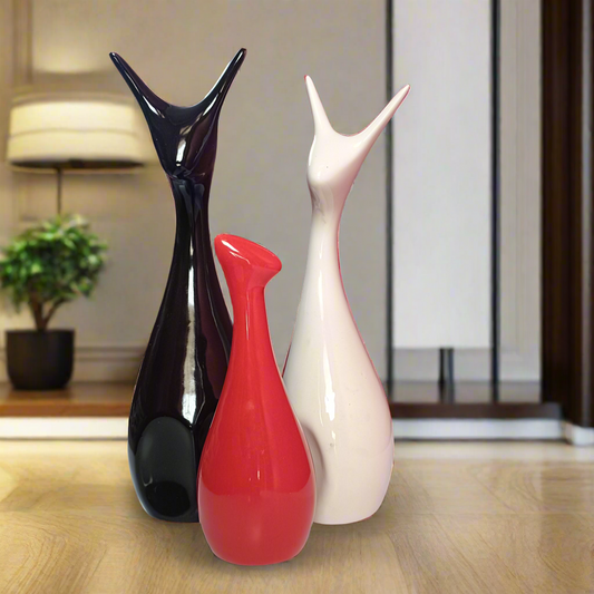 Statue ALiLA Lucky Deer Statue Family Ceramic Figures Showpiece for Home Office Decoration & Gifting, Set of 3 (Black, White & Red)) Statue