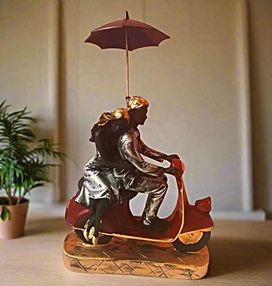 Statue ALiLA Romantic Love Couple Under Umbrella Statue For Home Living Room Decor Gift Gifting Items, 11 inches Statue